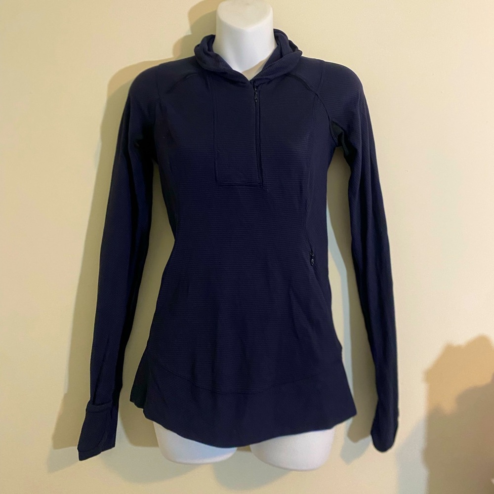 Lululemon Think Fast Pullover - Picture 1 of 8